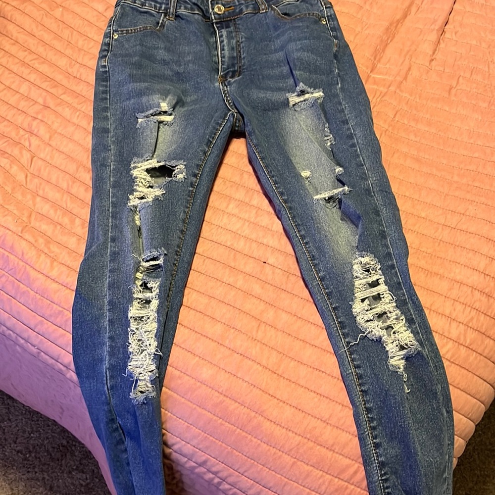 SHEIN ripped skinny jeans